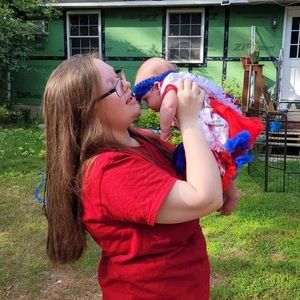 Meet your Posher, Chloe